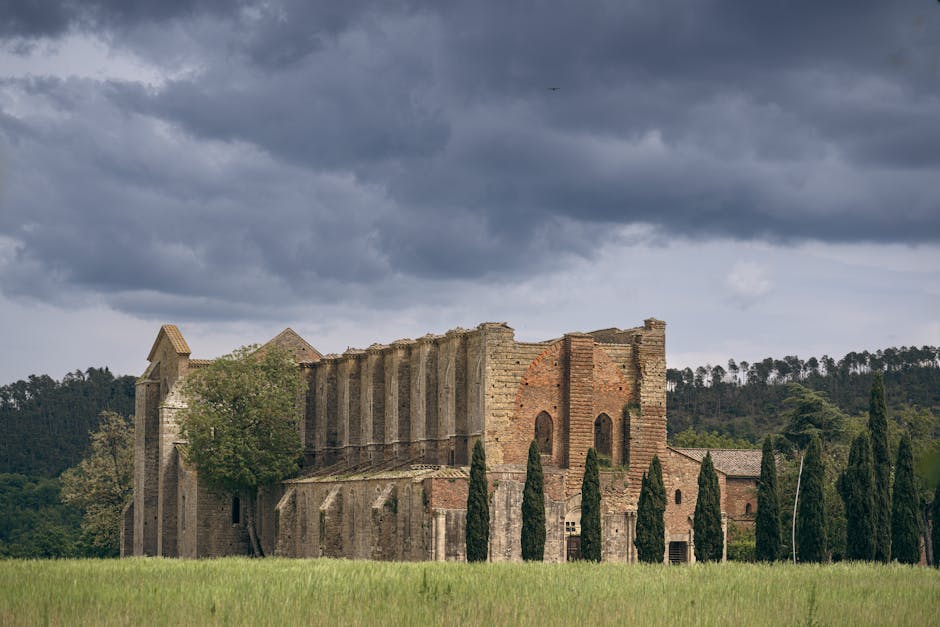 How to Choose the Right Abbey for Your Wedding Day